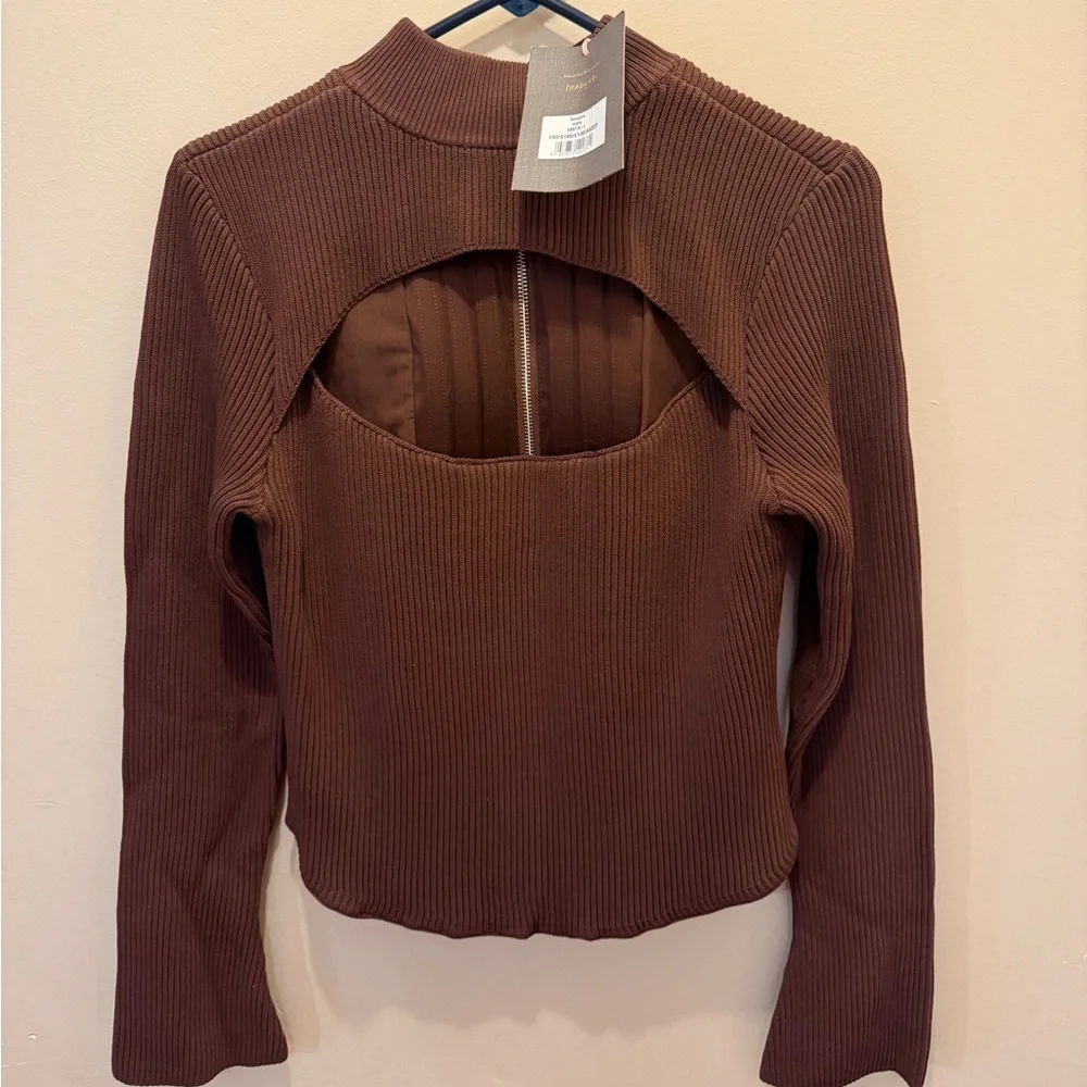 House of CB Brown Ribbed Cutout Top - Picture 4 of 6